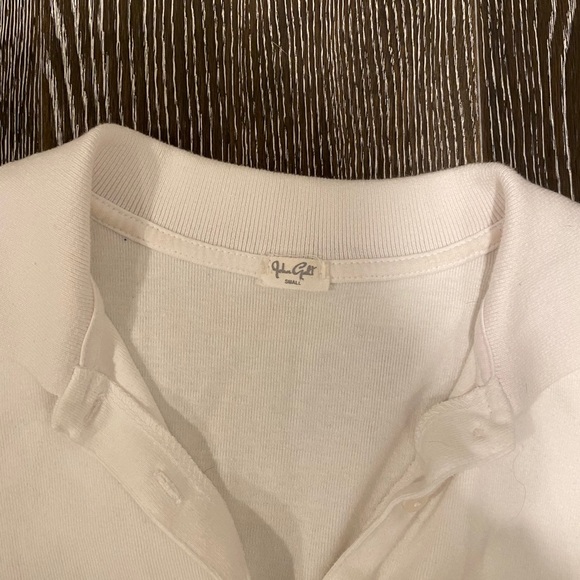 White Brandy Melville button up short sleeve - Picture 3 of 4